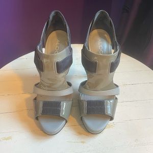 Two Tone Grey & Black Heel